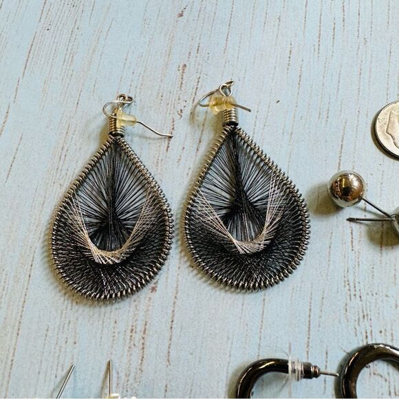 Earring Bundle - Picture 2 of 7